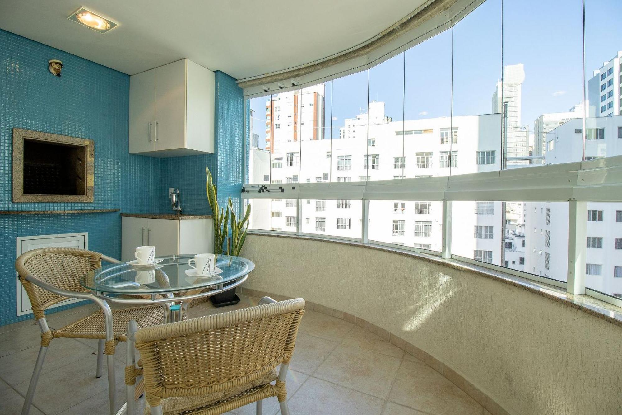 Apartamento Mtc82 - 2 Dorm, Sacada, Churrasqueira, Garagem