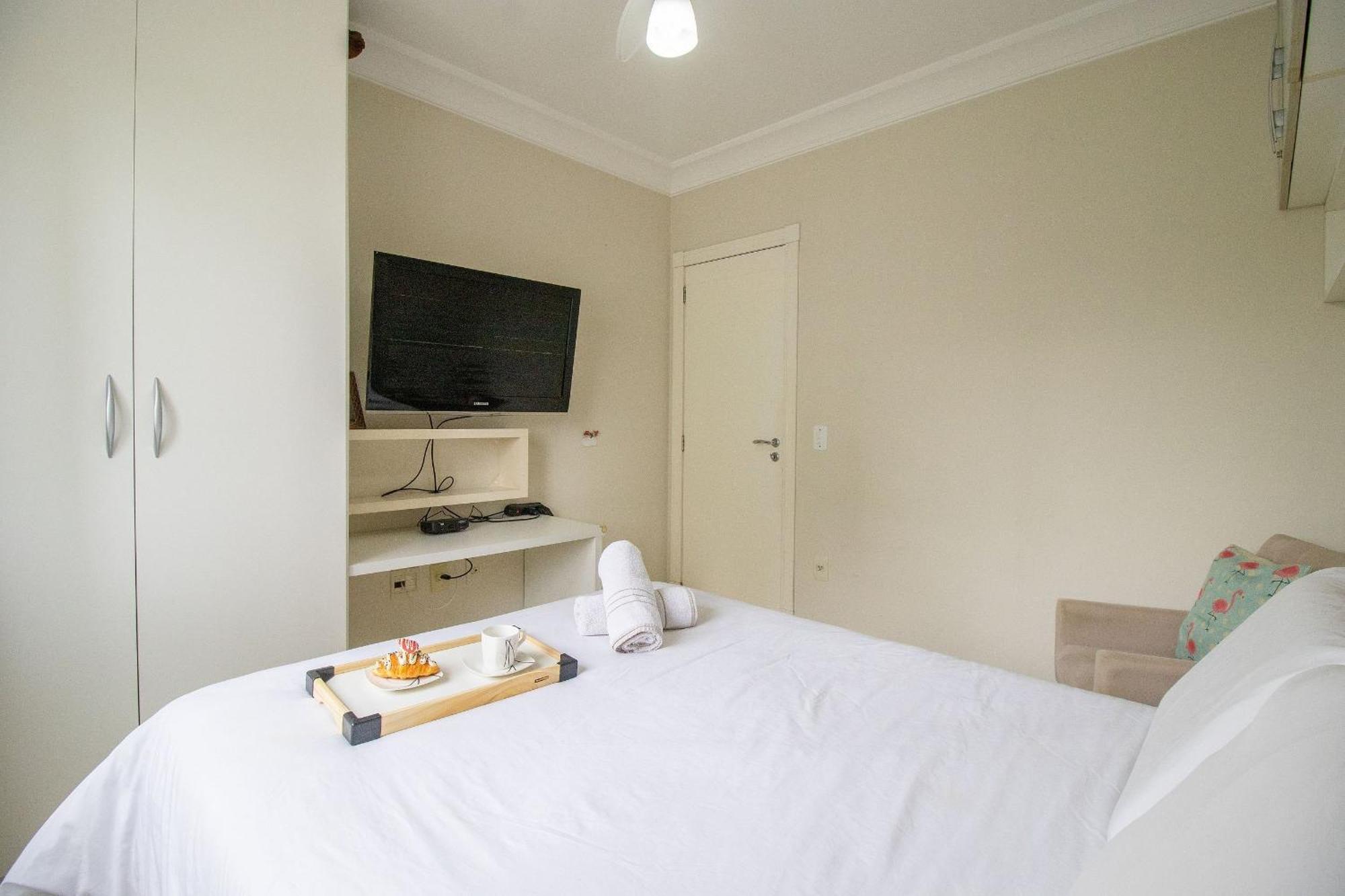 Mtc82 - 2 Dorm, Sacada, Churrasqueira, Garagem * Balneário Camboriú